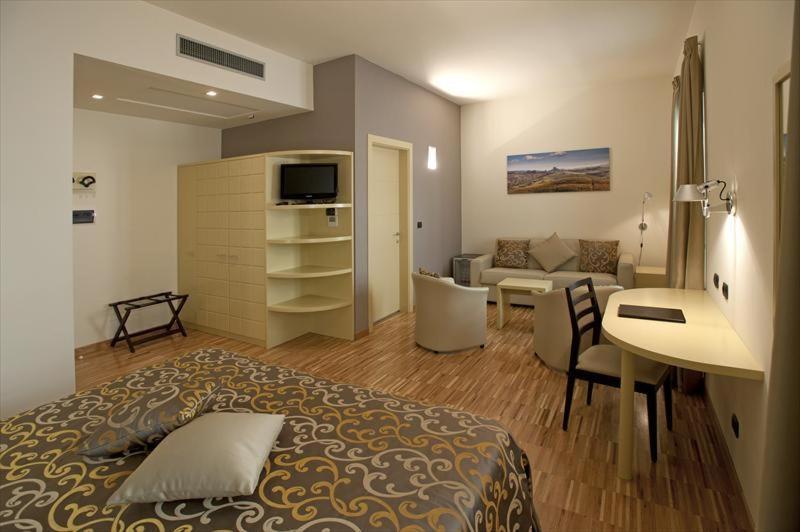Albergo Badellino Bra Exterior foto