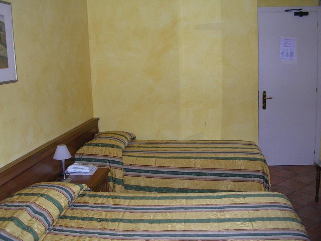 Albergo Badellino Bra Quarto foto