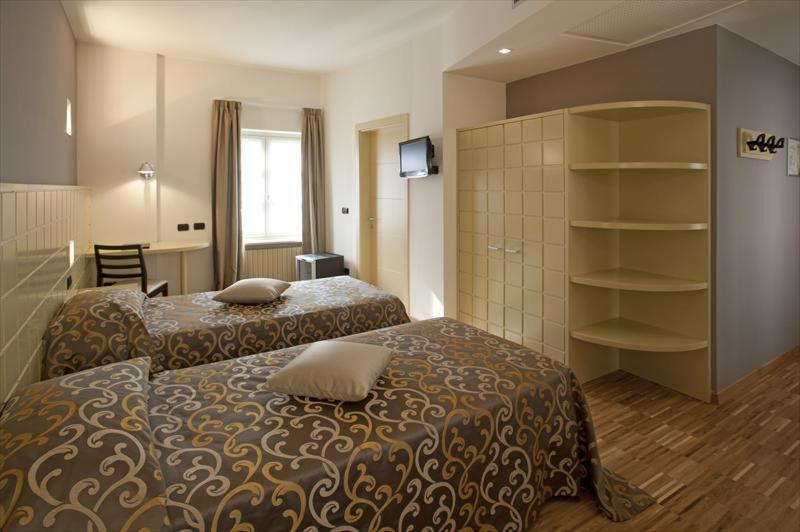 Albergo Badellino Bra Quarto foto